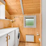 Semesterbostad Eeva - 900m From The Sea By Interhome Bøtø By