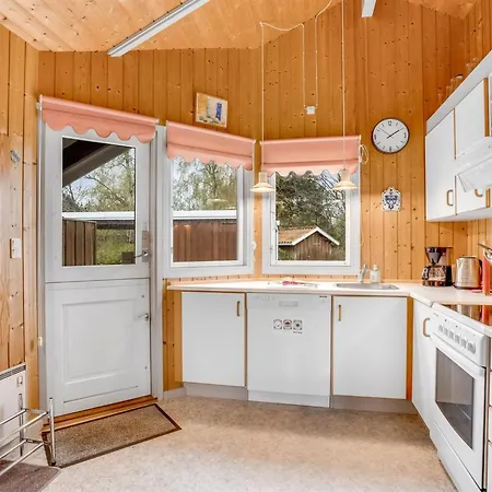 Eeva - 900m From The Sea By Interhome * Bøtø By